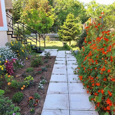 Апартаменты The Garden House Corfu Alepou Экстерьер фото